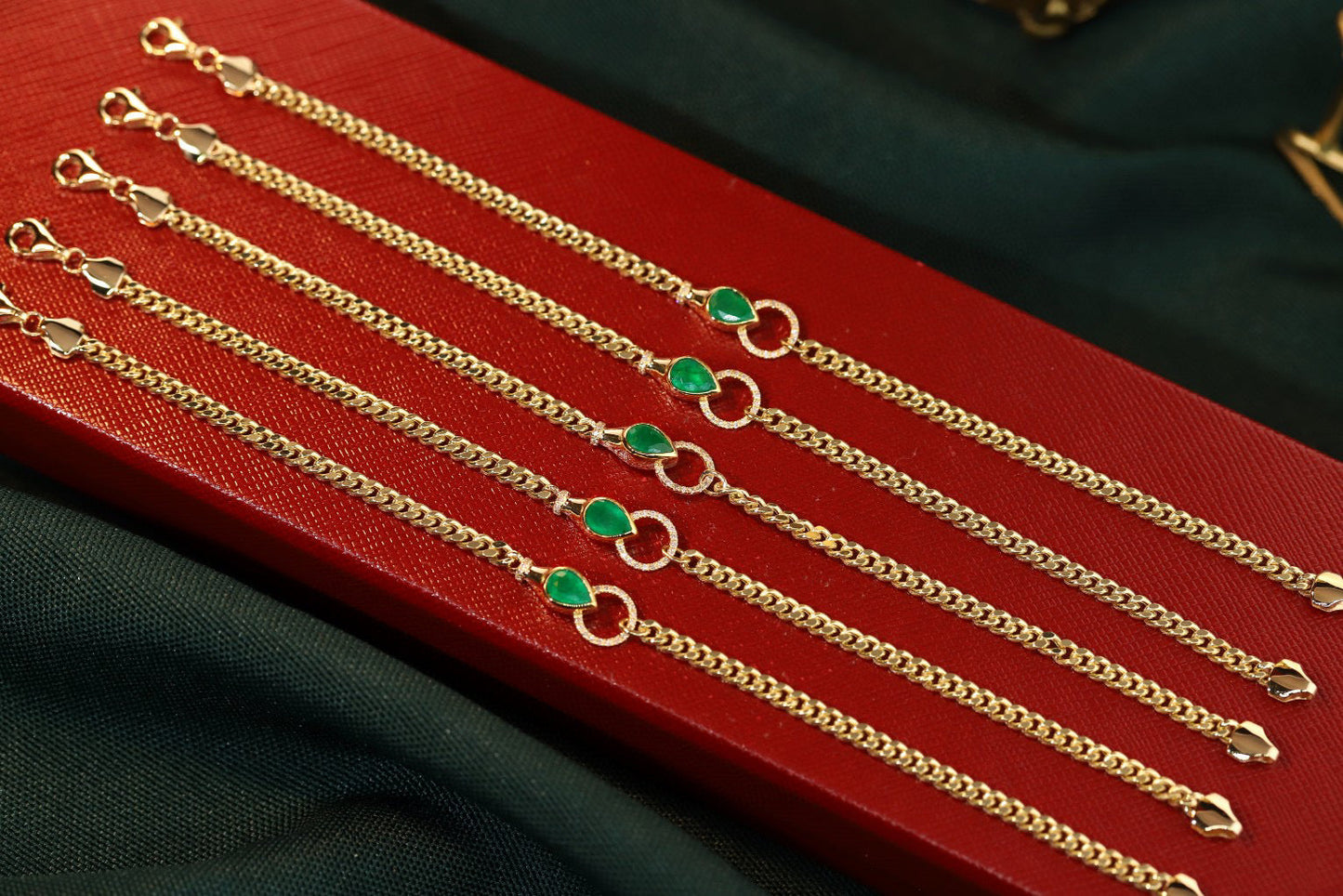 18K Solid Gold Emerald Diamond Bracelet